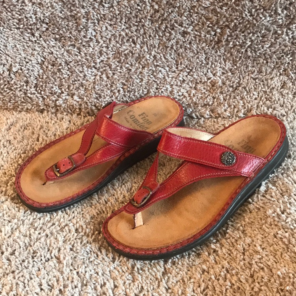 Finn Comfort Women’s Alexandria Red Thong Sandal size 38 US 7-7.5